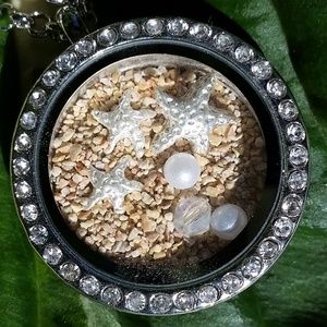 Floating Charm Sand Filled Starfish Sea Necklace